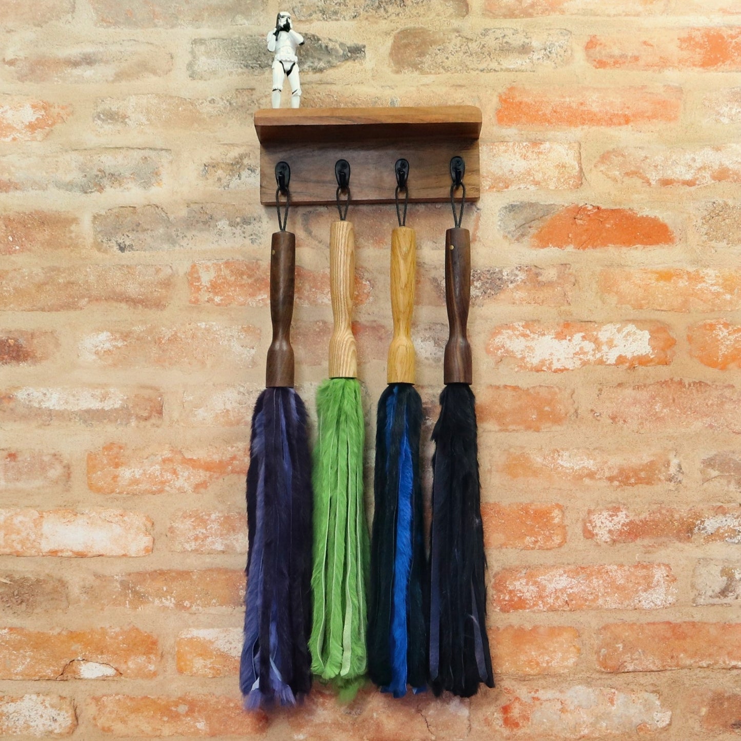 Classic Flogger - Rabbit Fur