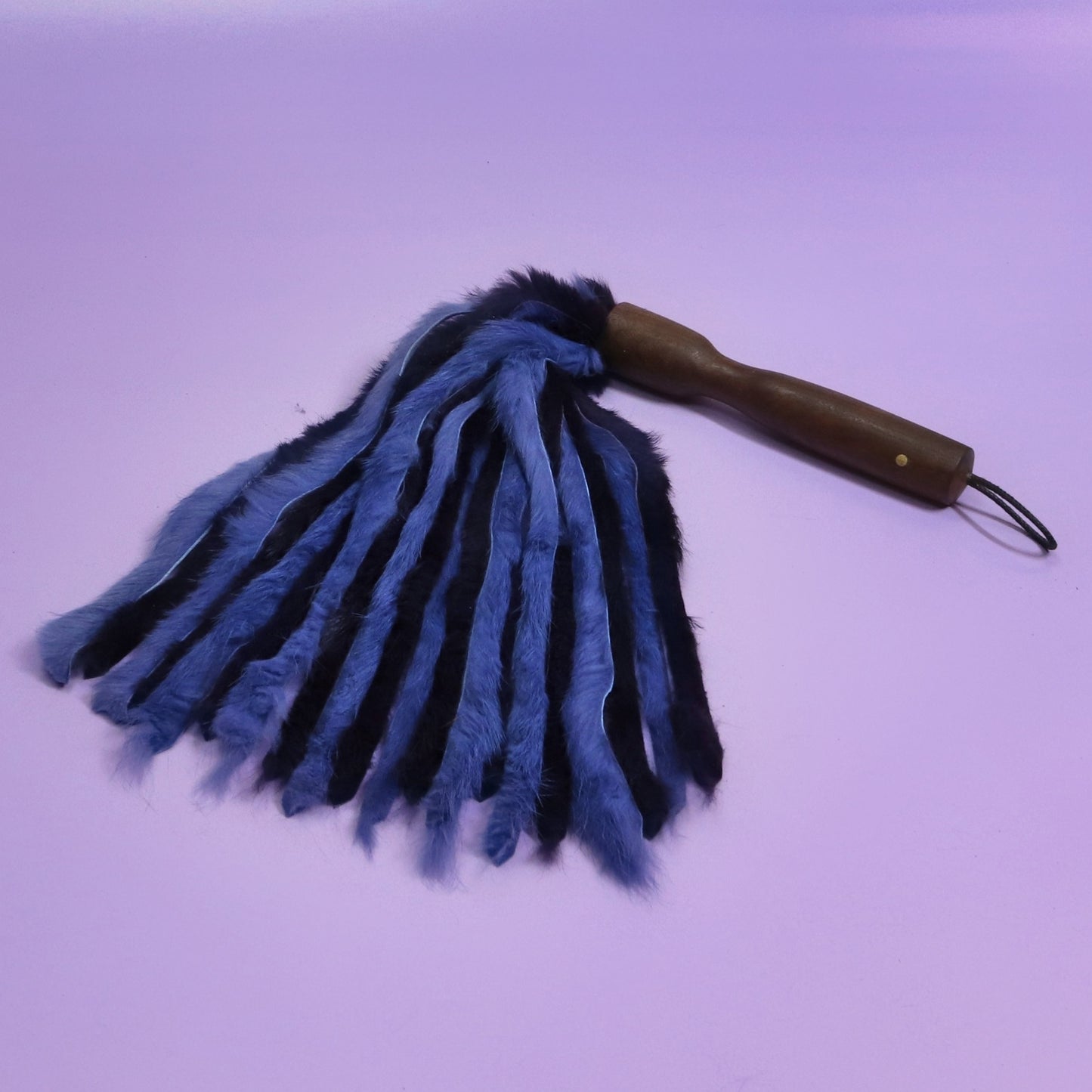 Classic Flogger - Rabbit Fur